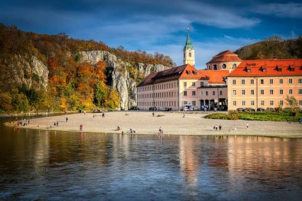 Kloster Weltenburg Sehenswürdigkeit Kloster Weltenburg an der Donau in der Weltenburger Enge